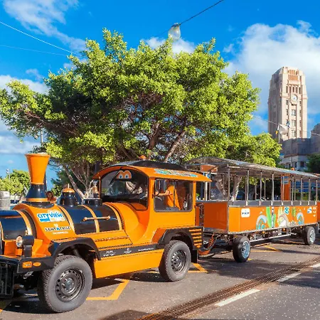 Hotel Adonis Plaza 3*