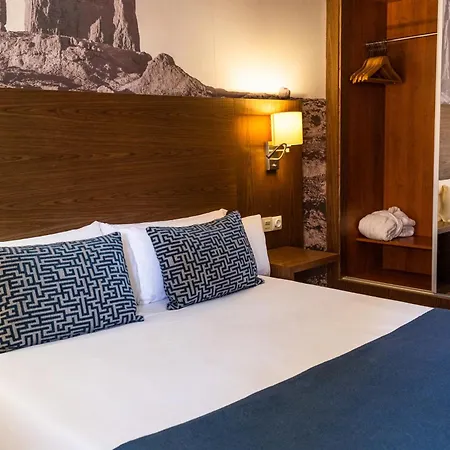 Hotel Adonis Plaza