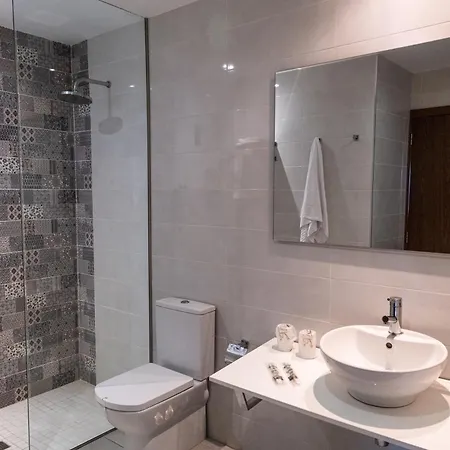 Hotel Adonis Plaza 3*