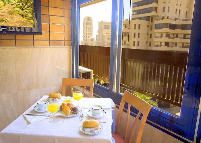 Otel Adonis Plaza 3*