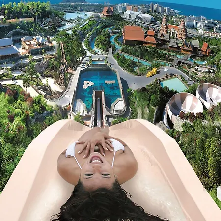 Ξενοδοχείο Adonis Plaza 3*