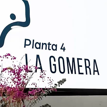 Adonis Plaza 3*