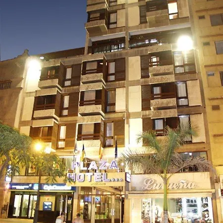 Adonis Plaza 3*