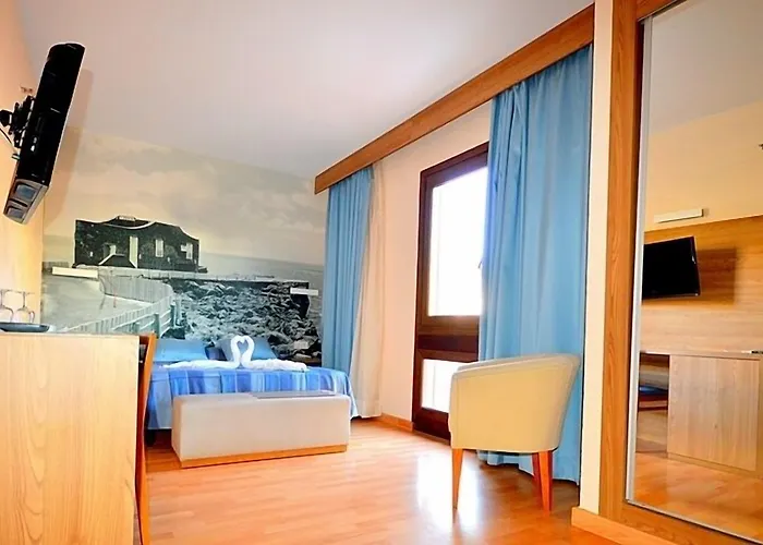 Adonis Plaza סנטה קרוז דה טנריף