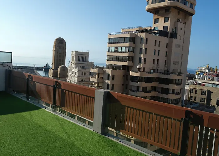 Adonis Plaza Отель