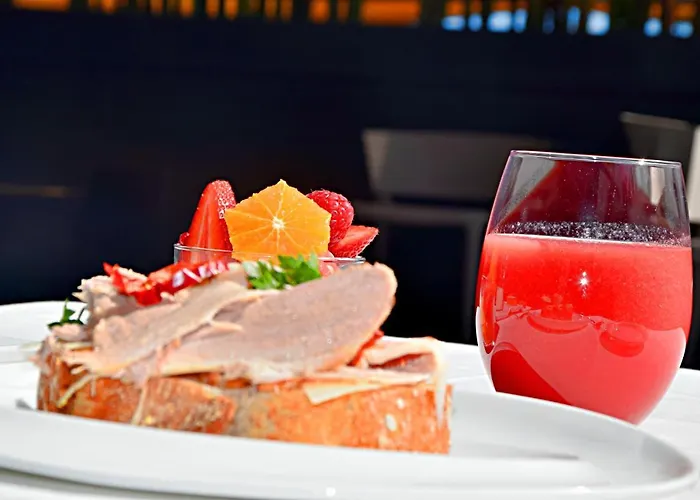 Szálloda Adonis Plaza 3*