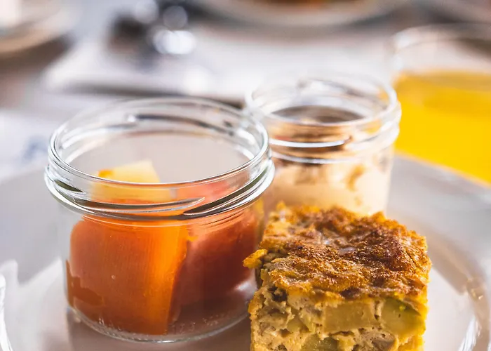 Adonis Plaza Szálloda